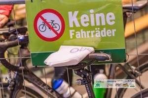 Team Anita Wolf-Eberl beim 24-Stunden Biken für den Klimaschutz Kaindorf bei Hartbergfür Operation Smile